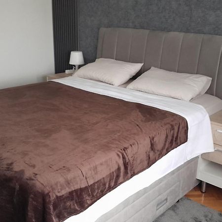 Kuman Apartments Kumanovo Ngoại thất bức ảnh